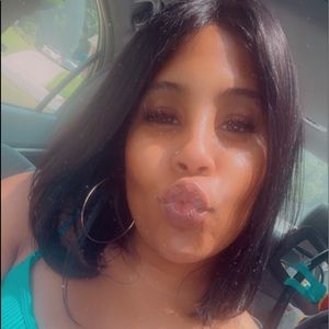 Meet your Posher, Nene